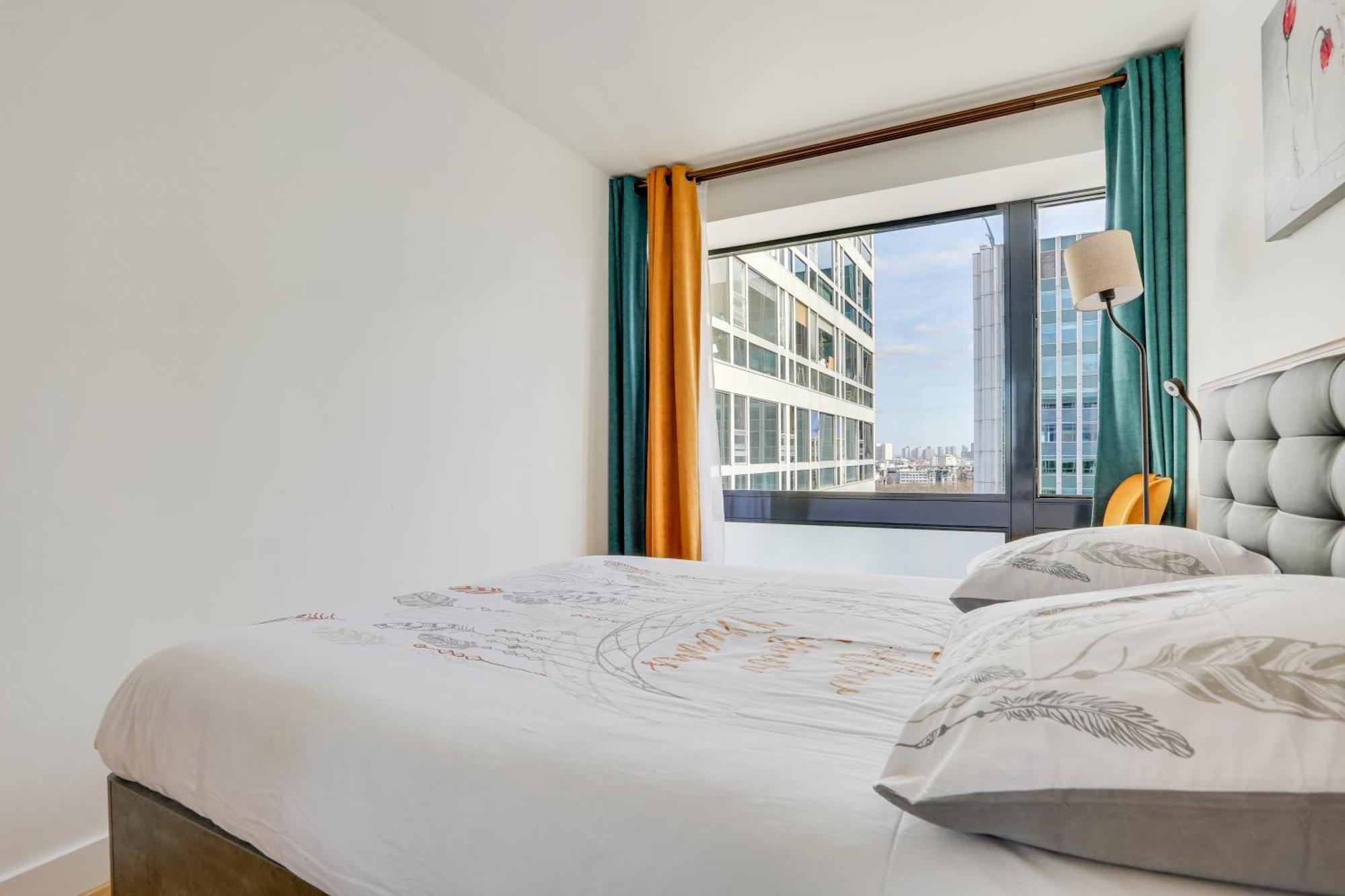 Paris Luxury Apartment 75M2 With Eiffel Tower View, 1 Min Metro, Parking Exterior photo