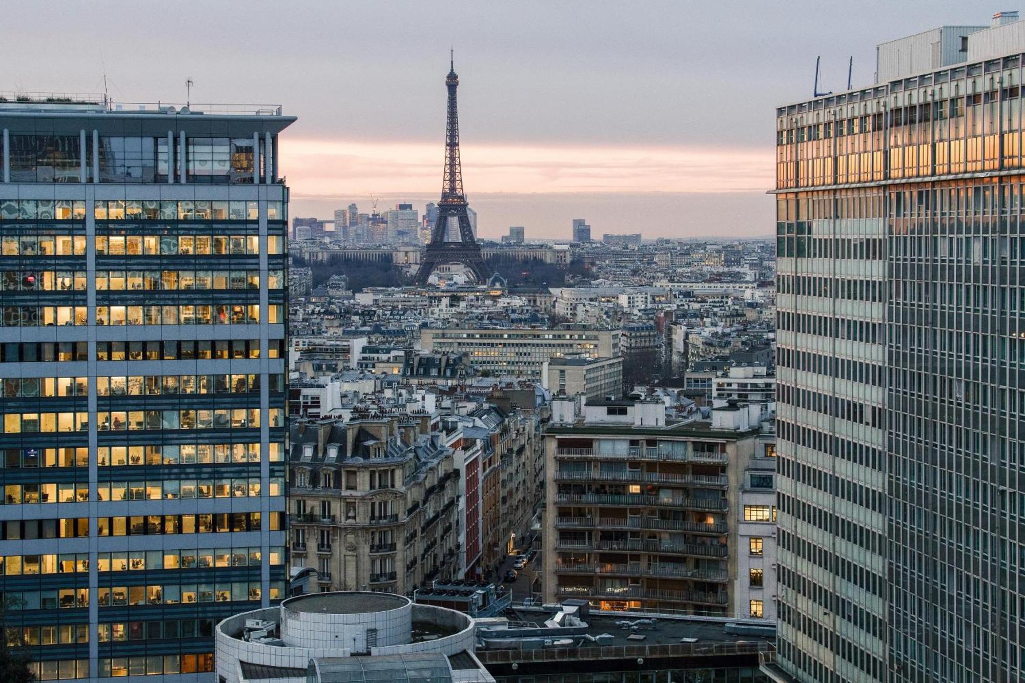 Paris Luxury Apartment 75M2 With Eiffel Tower View, 1 Min Metro, Parking Exterior photo